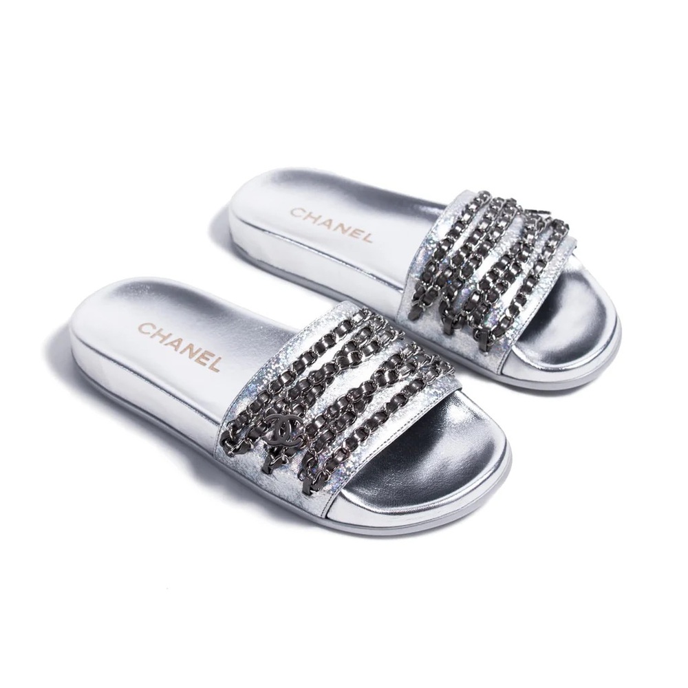 CHANEL Silver Iridescent Leather Chain Slide  Sandals Size 37/ 7